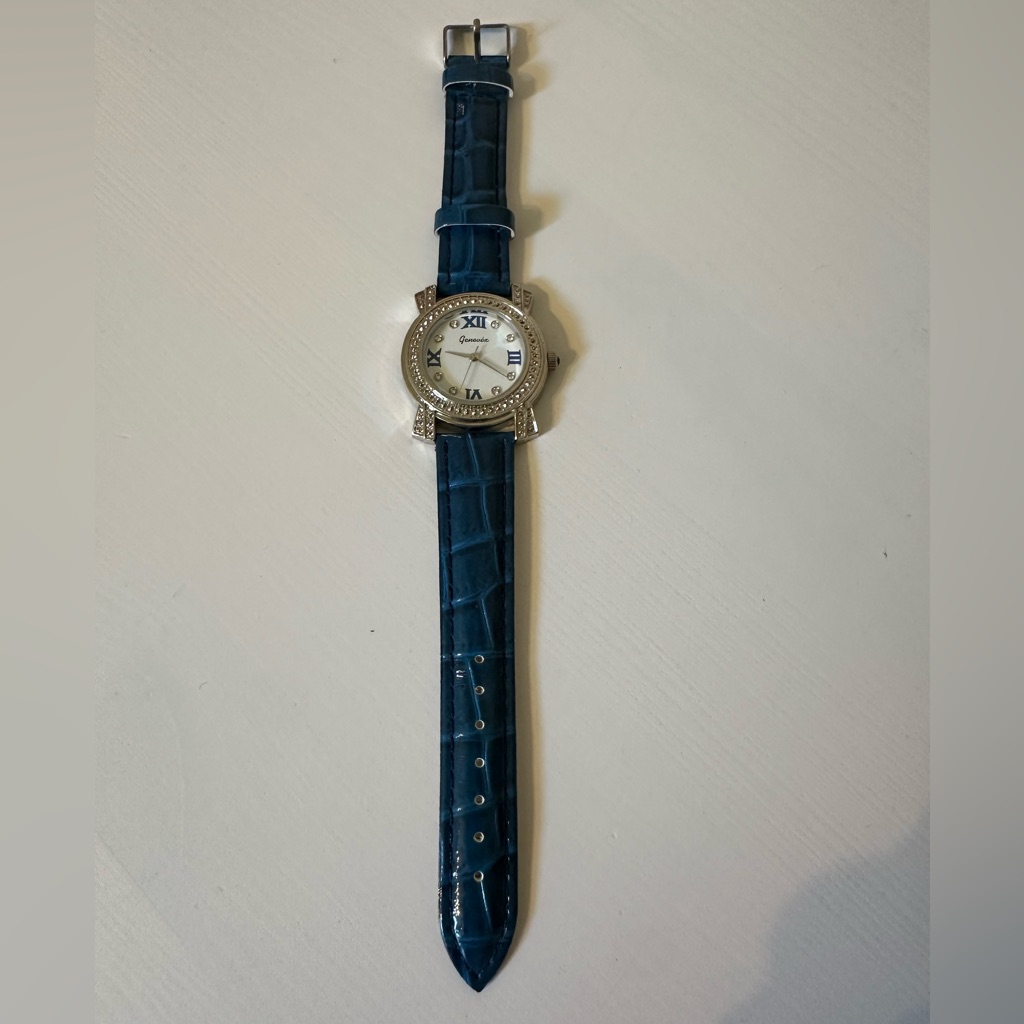 Genevex Blue Leather Crocodile Pattern Watch With Silver Accents